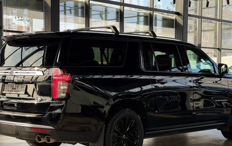 Chevrolet Suburban, 2022 год, 8 999 990 рублей, 4 фотография