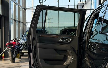 Chevrolet Suburban, 2022 год, 8 999 990 рублей, 12 фотография