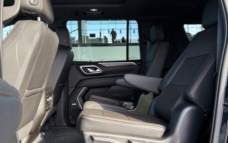 Chevrolet Suburban, 2022 год, 8 999 990 рублей, 29 фотография