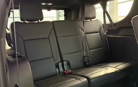 Chevrolet Suburban, 2022 год, 8 999 990 рублей, 31 фотография