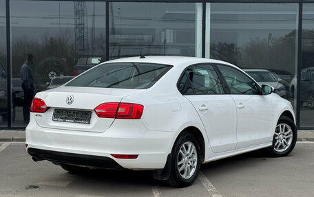 Volkswagen Jetta VI, 2014 год, 1 215 000 рублей, 2 фотография