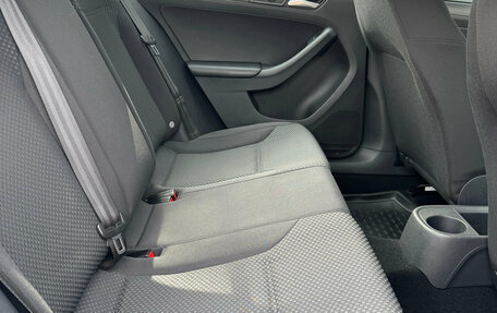 Volkswagen Jetta VI, 2014 год, 1 215 000 рублей, 15 фотография