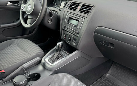 Volkswagen Jetta VI, 2014 год, 1 215 000 рублей, 13 фотография