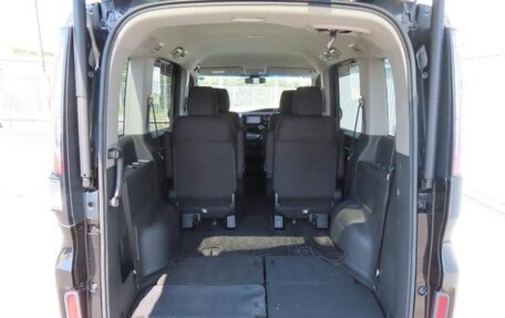 Honda Stepwgn IV, 2021 год, 2 550 000 рублей, 13 фотография