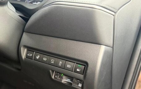 Toyota Harrier, 2025 год, 3 220 777 рублей, 10 фотография