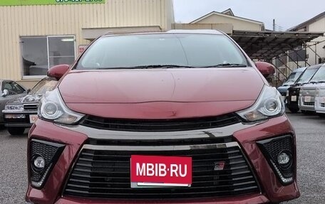 Toyota Prius Alpha I (ZVW40/41), 2020 год, 1 400 001 рублей, 2 фотография