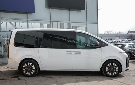 Hyundai Staria, 2023 год, 5 198 000 рублей, 5 фотография