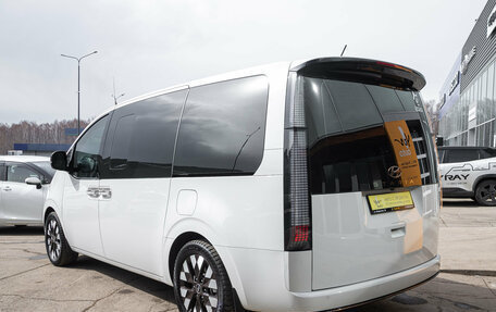 Hyundai Staria, 2023 год, 5 198 000 рублей, 9 фотография