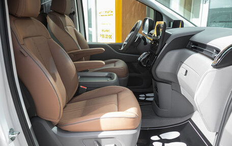 Hyundai Staria, 2023 год, 5 198 000 рублей, 19 фотография