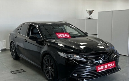 Toyota Camry, 2019 год, 2 790 000 рублей, 4 фотография