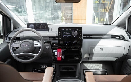 Hyundai Staria, 2023 год, 5 198 000 рублей, 17 фотография
