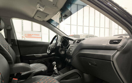 KIA Rio III рестайлинг, 2016 год, 799 000 рублей, 13 фотография