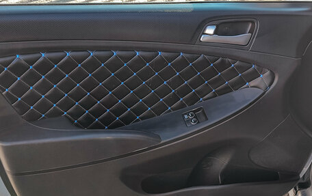 Hyundai Solaris II рестайлинг, 2016 год, 900 000 рублей, 13 фотография