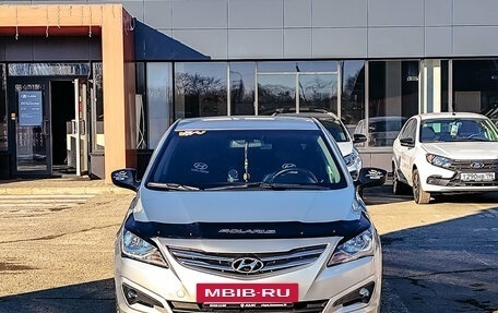 Hyundai Solaris II рестайлинг, 2016 год, 900 000 рублей, 3 фотография