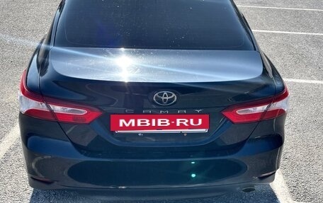 Toyota Camry, 2019 год, 2 300 000 рублей, 6 фотография