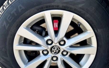 Toyota Camry, 2019 год, 2 300 000 рублей, 8 фотография