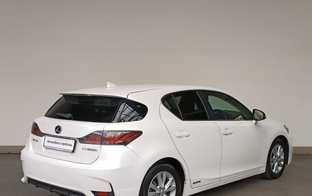 Lexus CT I рестайлинг, 2016 год, 1 790 000 рублей, 5 фотография