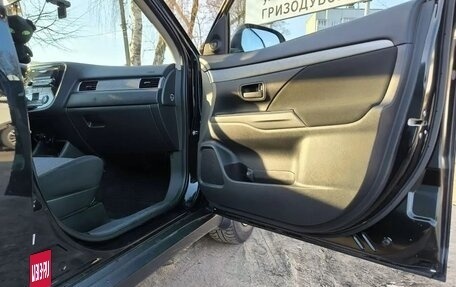 Mitsubishi Outlander III рестайлинг 3, 2013 год, 1 450 000 рублей, 6 фотография