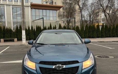 Chevrolet Cruze II, 2013 год, 850 000 рублей, 3 фотография