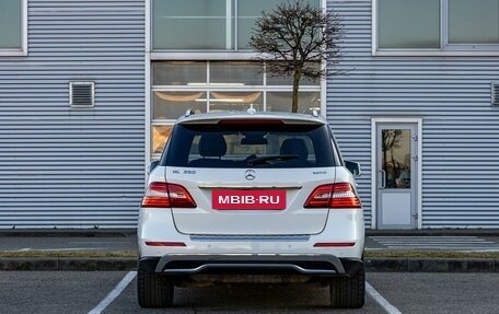 Mercedes-Benz M-Класс, 2012 год, 1 895 000 рублей, 5 фотография