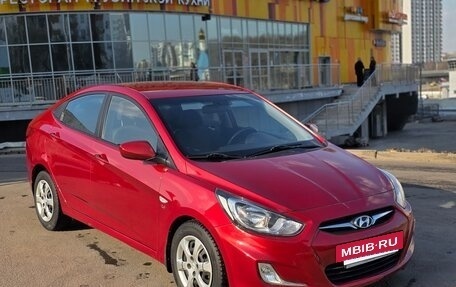 Hyundai Solaris II рестайлинг, 2013 год, 830 000 рублей, 8 фотография