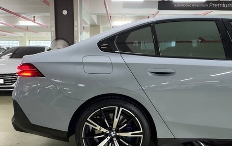 BMW 5 серия, 2024 год, 8 050 000 рублей, 7 фотография