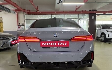 BMW 5 серия, 2024 год, 8 050 000 рублей, 11 фотография