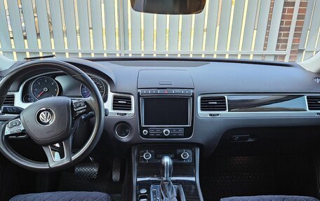 Volkswagen Touareg III, 2017 год, 3 220 000 рублей, 12 фотография