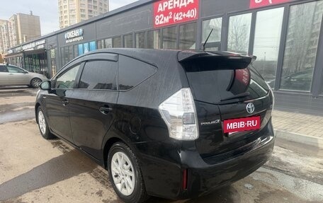 Toyota Prius Alpha I (ZVW40/41), 2013 год, 1 200 000 рублей, 6 фотография