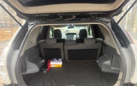 Toyota Prius Alpha I (ZVW40/41), 2013 год, 1 200 000 рублей, 9 фотография