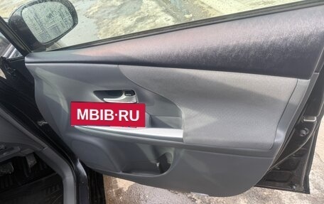 Toyota Prius Alpha I (ZVW40/41), 2013 год, 1 200 000 рублей, 11 фотография