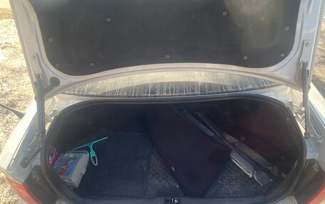 KIA Magentis I, 2005 год, 300 000 рублей, 8 фотография