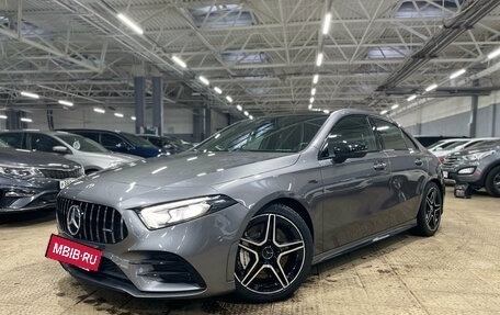 Mercedes-Benz A-Класс AMG, 2022 год, 4 500 000 рублей, 2 фотография