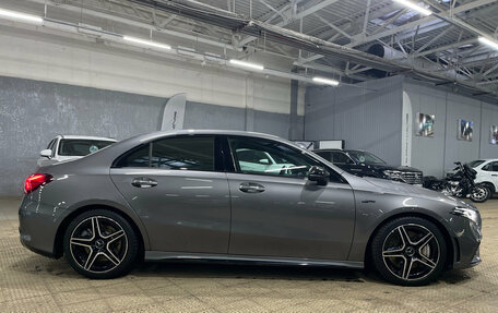 Mercedes-Benz A-Класс AMG, 2022 год, 4 500 000 рублей, 5 фотография