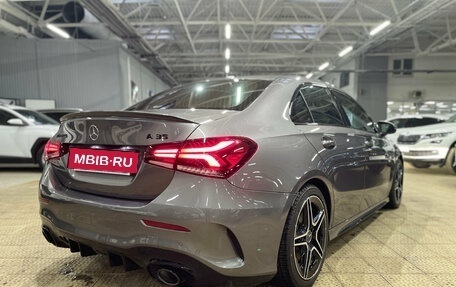 Mercedes-Benz A-Класс AMG, 2022 год, 4 500 000 рублей, 6 фотография