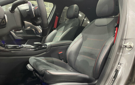 Mercedes-Benz A-Класс AMG, 2022 год, 4 500 000 рублей, 23 фотография