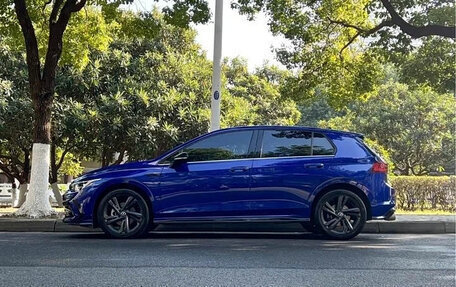 Volkswagen Golf VIII, 2023 год, 1 690 032 рублей, 4 фотография