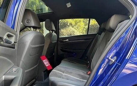 Volkswagen Golf VIII, 2023 год, 1 690 032 рублей, 21 фотография