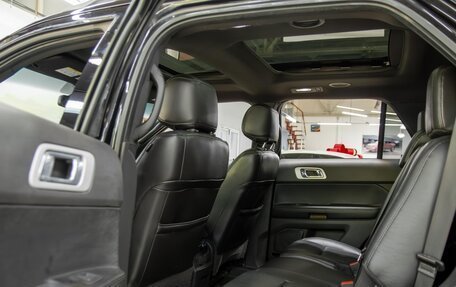 Ford Explorer VI, 2013 год, 1 400 000 рублей, 23 фотография