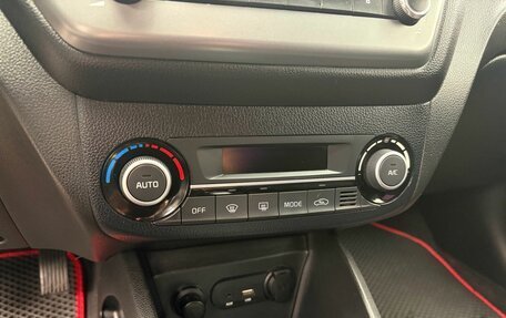 KIA Rio III рестайлинг, 2015 год, 939 900 рублей, 10 фотография