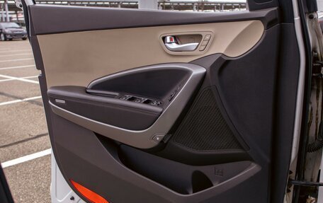 Hyundai Santa Fe III рестайлинг, 2012 год, 1 695 000 рублей, 12 фотография