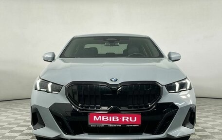 BMW 5 серия, 2024 год, 7 199 000 рублей, 2 фотография