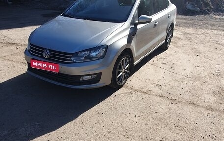 Volkswagen Polo VI (EU Market), 2019 год, 950 000 рублей, 1 фотография