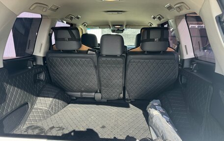 Toyota Land Cruiser 200, 2018 год, 6 000 000 рублей, 8 фотография