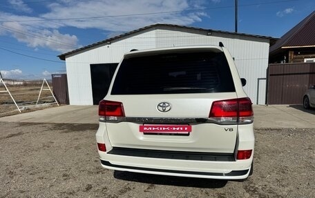 Toyota Land Cruiser 200, 2018 год, 6 000 000 рублей, 9 фотография