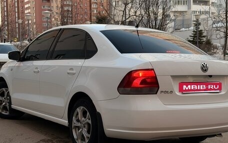Volkswagen Polo VI (EU Market), 2011 год, 600 000 рублей, 5 фотография