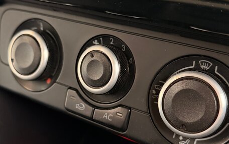 Volkswagen Polo VI (EU Market), 2011 год, 600 000 рублей, 20 фотография