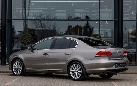 Volkswagen Passat B7, 2012 год, 995 000 рублей, 4 фотография