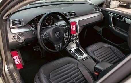 Volkswagen Passat B7, 2012 год, 995 000 рублей, 13 фотография