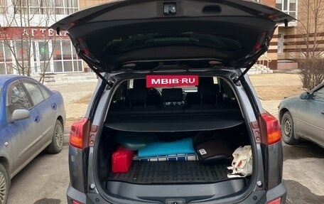 Toyota RAV4, 2014 год, 2 130 000 рублей, 9 фотография